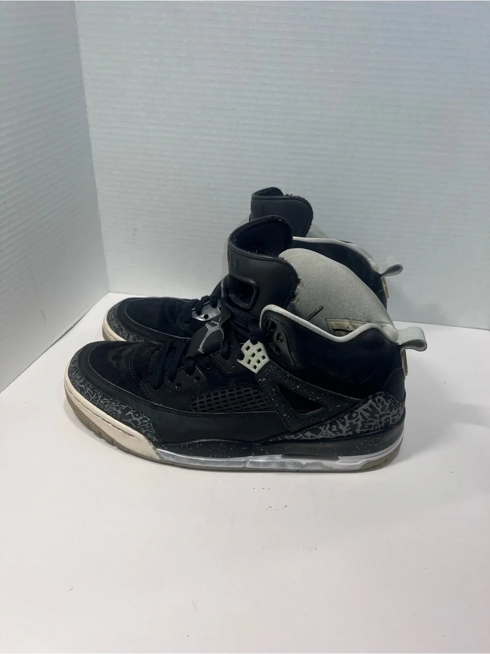 Jordan Men’s Black and Gray High-Top Sneakers
